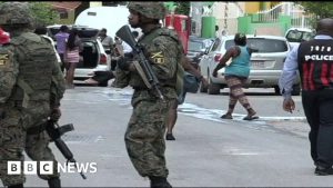 British tourists warned to 'stay in resorts' in Jamaica security emergency - BBC News