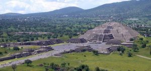 Secret tunnel found under Teotihuacan pyramid - Unexplained Mysteries