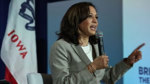 How Kamala Harris' "Medicare for All" plan differs from Bernie Sanders -